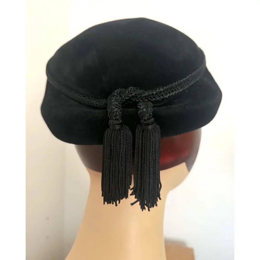 Vintage 60s Jan Leslie Black Velvet Toque Hat Tassels Battelsteins Houston Italy